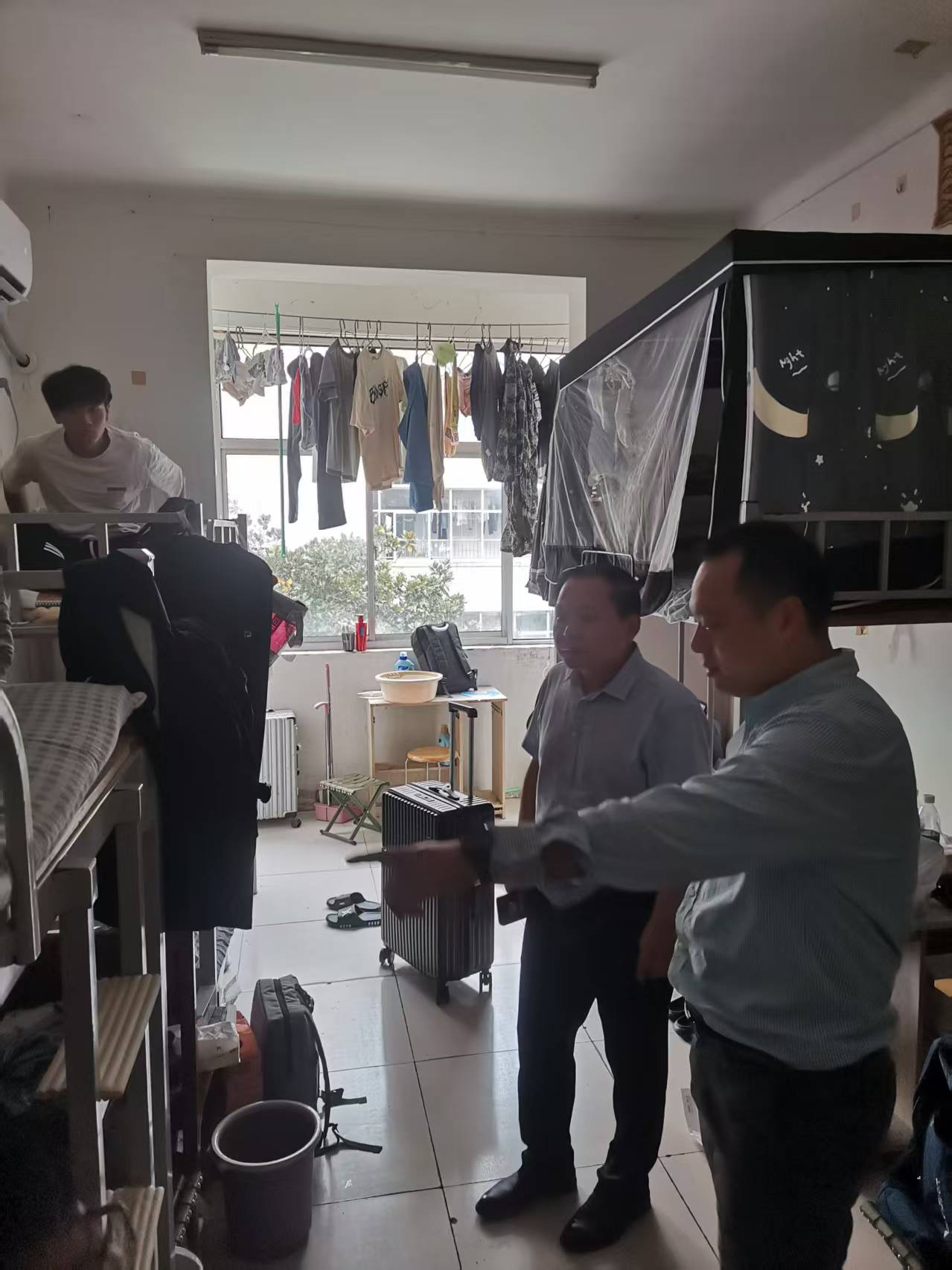 图片8.png